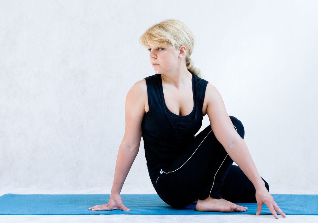 Übung Yoga Prakshalana Bein zur Gewichtsreduktion